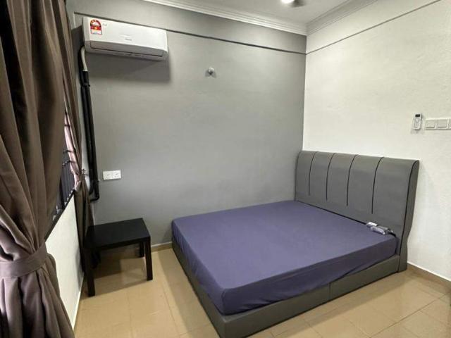 Room for rent in Mukim 13, Georgetown