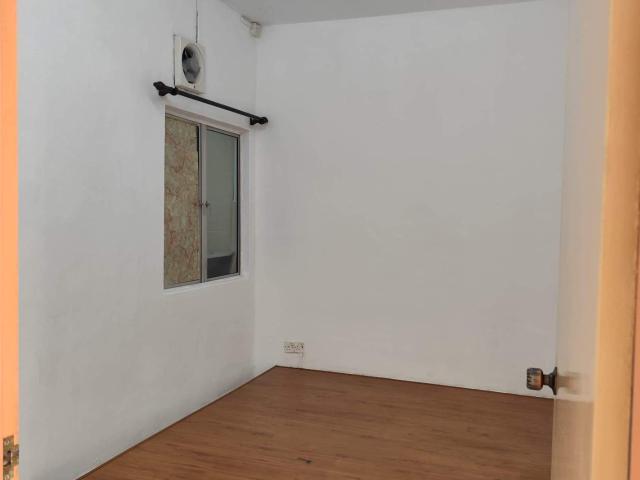 Room for rent in Taman Bayu Perdana, Bandaraya Klang
