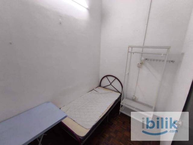 Room for rent in Country Heights Damansara, Kuala Lumpur