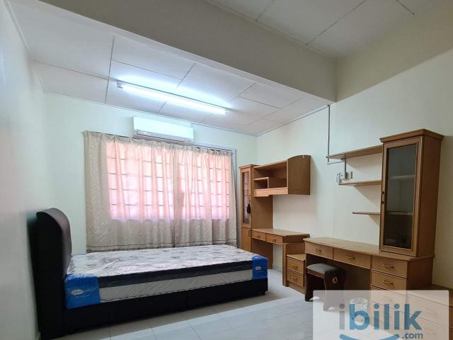 Room for rent in Wellesley, Penang