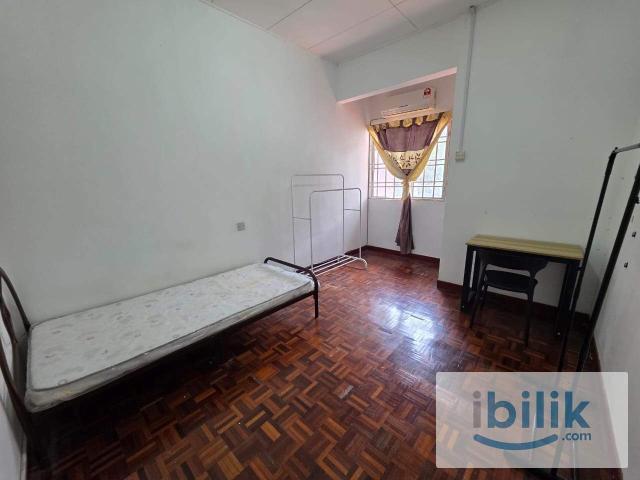 Room for rent in Petaling, Damansara Damai