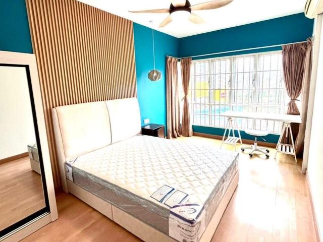 Room for rent in Country Heights Damansara, Kuala Lumpur