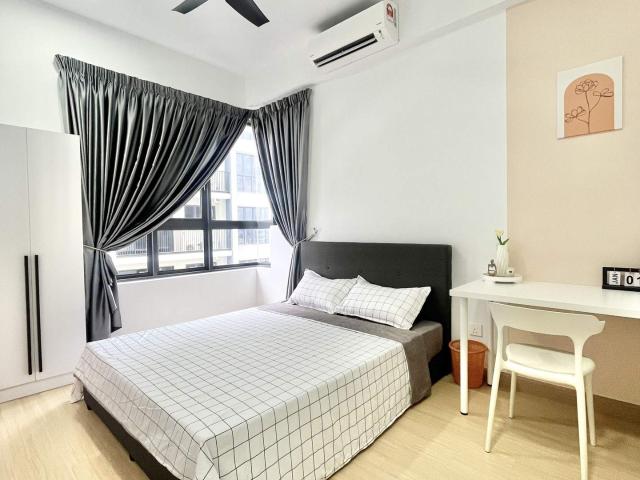 Room for rent in Taman Pagar Ruyong, Kuala Lumpur