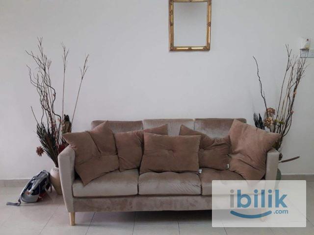 Room for rent in PJU 6, Petaling Jaya