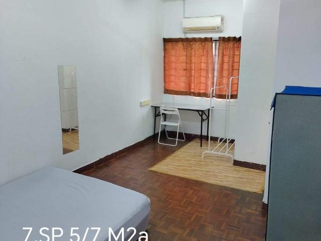 Room for rent in Petaling, Damansara Damai