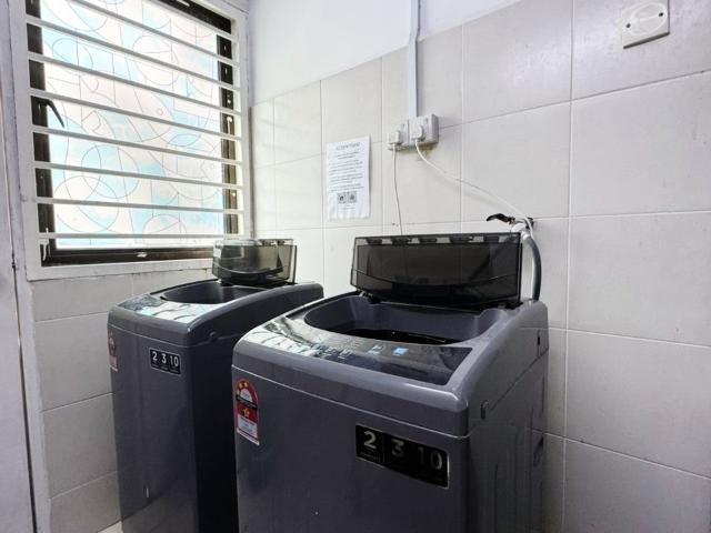 Room for rent in Petaling, Alam Impian