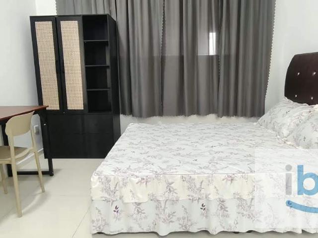Room for rent in Petaling, Alam Impian
