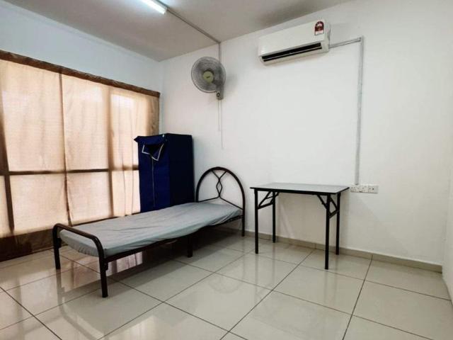 Room for rent in Jenjarom, Selangor