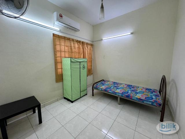 Room for rent in Petaling, Damansara Damai