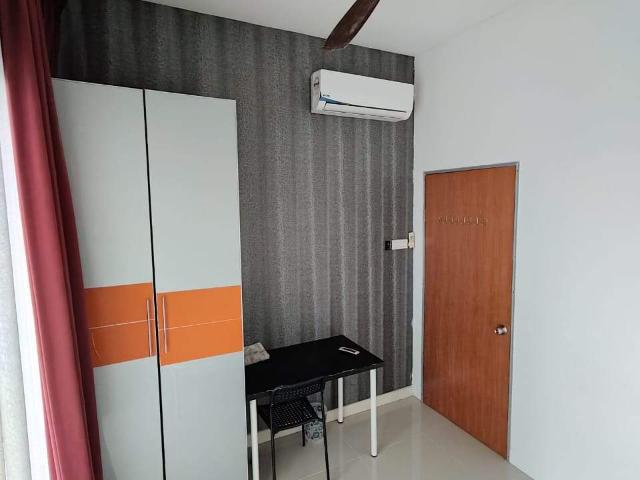 Room for rent