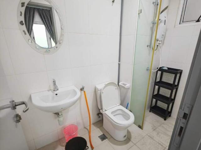 Room for rent in Petaling, Damansara Damai