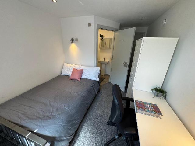 House for rent in Attenborough, East Midlands