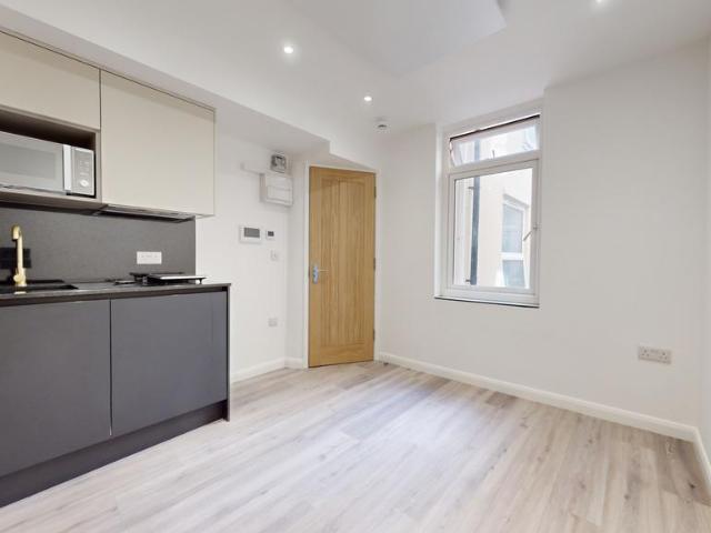 Apartment for rent in Brunswick, Brighton & Hove
