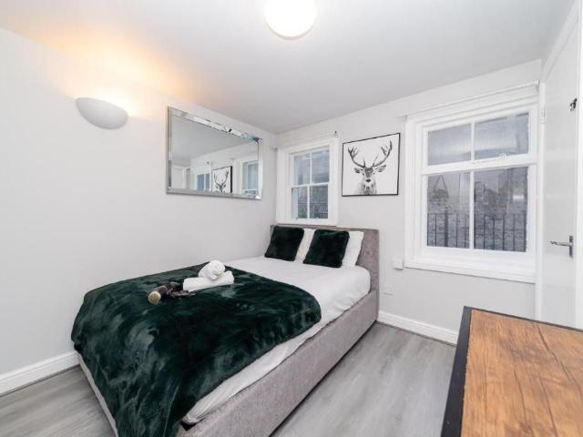 Studio for rent in Brunswick, Brighton & Hove