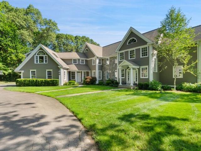 House for sale in Wilton