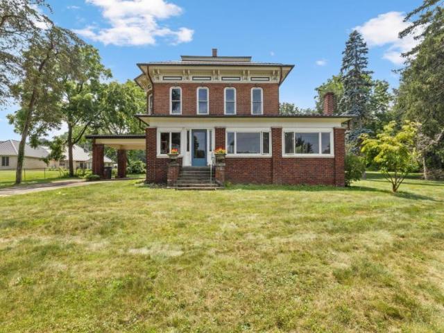 House for sale in Middlebury, Indiana