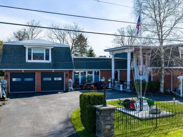 House for sale in Bristol, Massachusetts