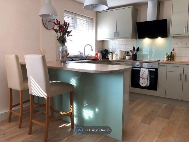 Apartment for rent in London Borough of Croydon, Forestdale