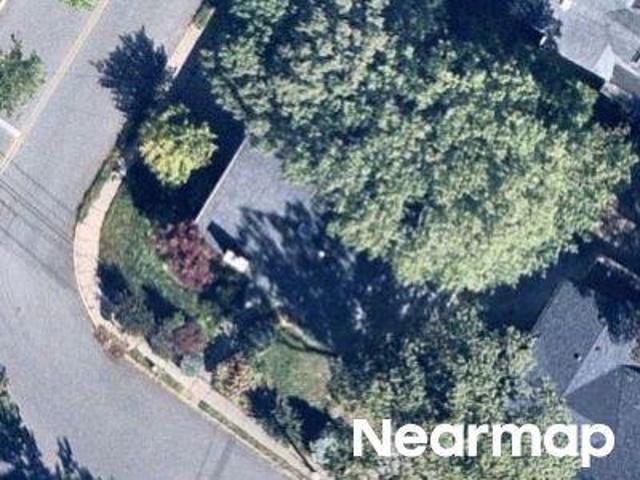 House for sale in Englewood Cliffs, New Jersey