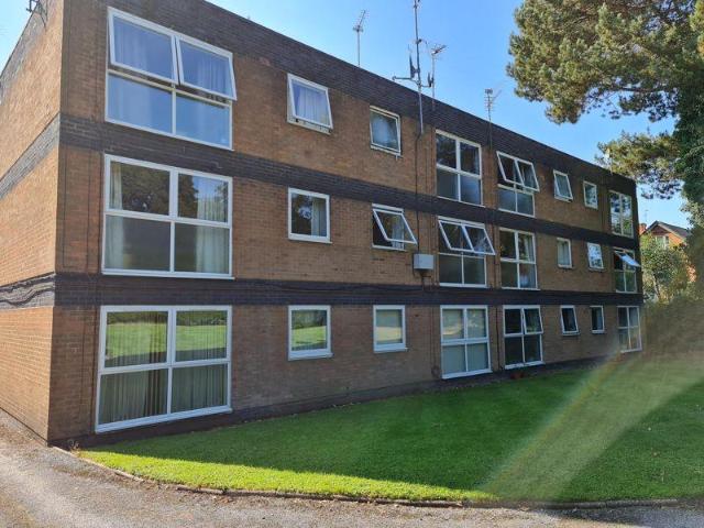 Apartment for rent in Cotteridge, West Midlands