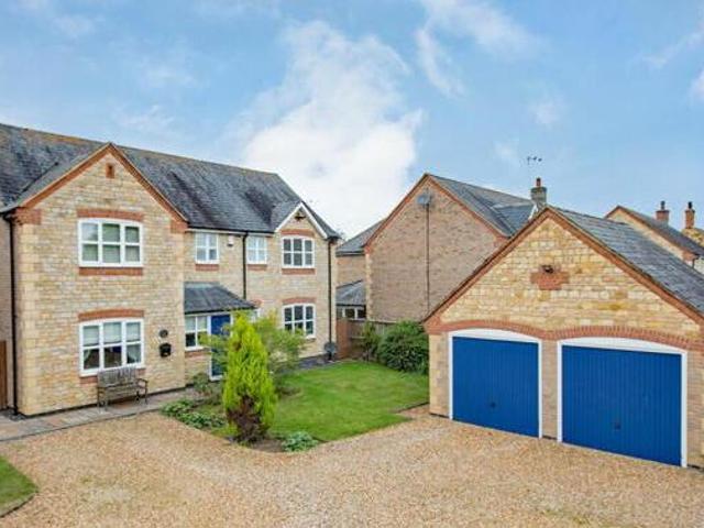 House for sale in Stanford On Avon, Leicestershire