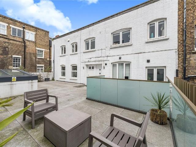 House for rent in Fitzrovia, Greater London