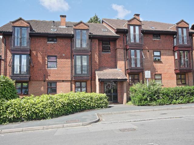 Apartment for rent in Westfield, Woking