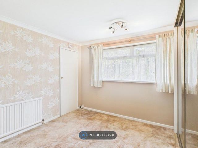 Room for rent in West Green, Crawley