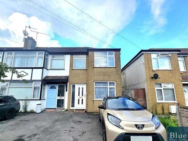House for sale in Uxbridge, Greater London