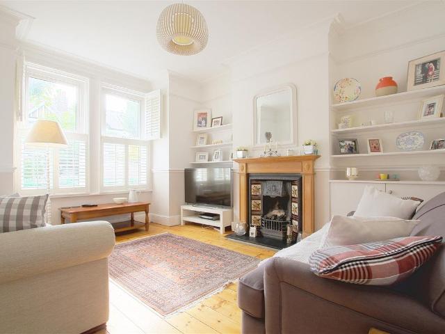 House for rent in London Borough of Ealing, Hanwell
