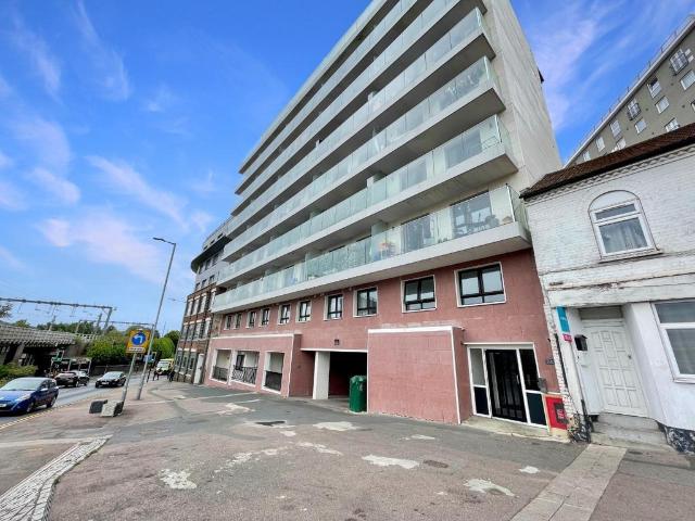 Apartment for rent in Spring Park, Luton