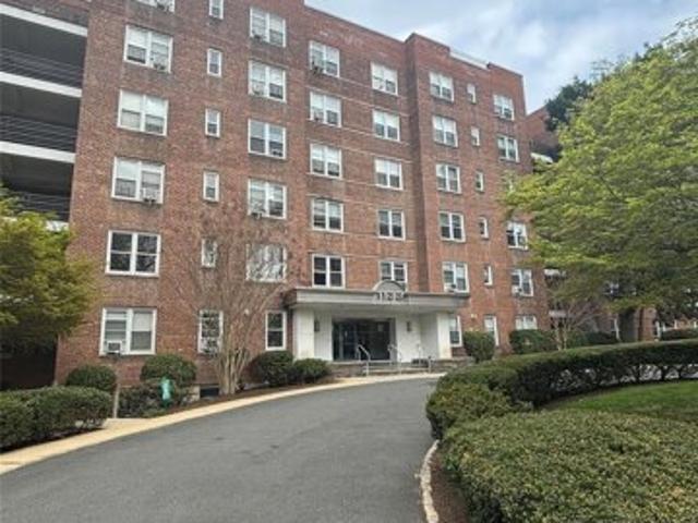 Condo for sale in Yonkers Condo for sale in Yonkers