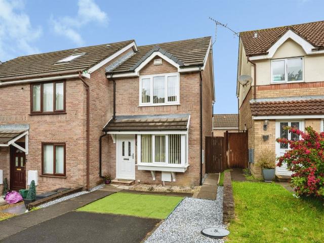 Apartment for rent in Llansamlet, Tregof