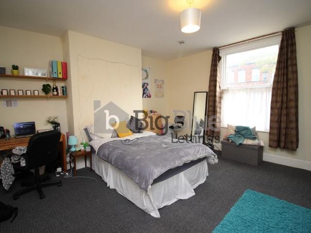House for rent in Hyde Park, West Yorkshire