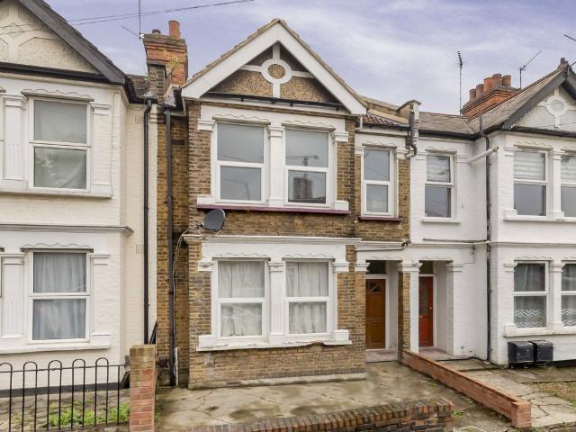 Apartment for rent in London Borough of Ealing, Greater London