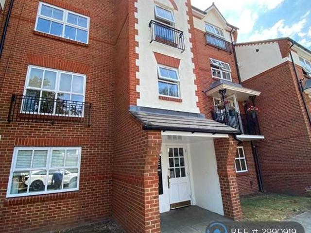 Apartment for rent in London Borough of Ealing, Greater London