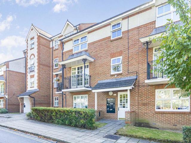 Apartment for rent in London Borough of Ealing, Greater London