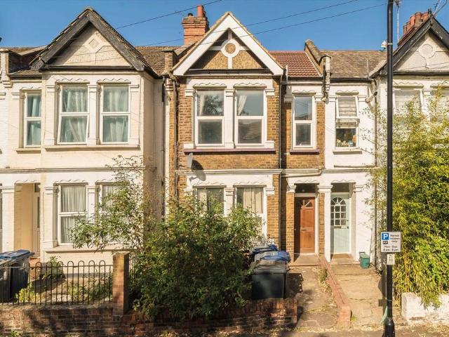 House for rent in London Borough of Ealing, Greater London