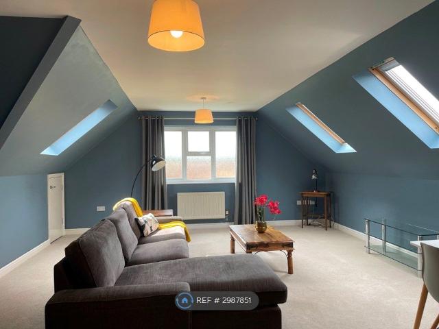 Apartment for rent in Elmsbrook, Evershot