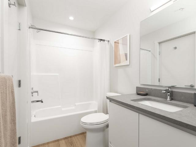 Apartment for rent in Winfield, British Columbia