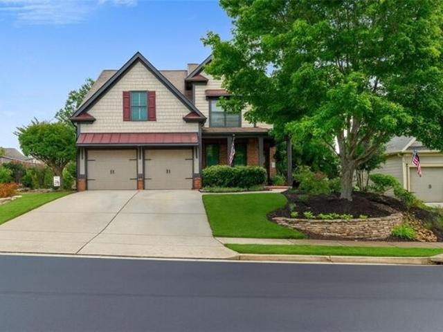House for sale in Canton