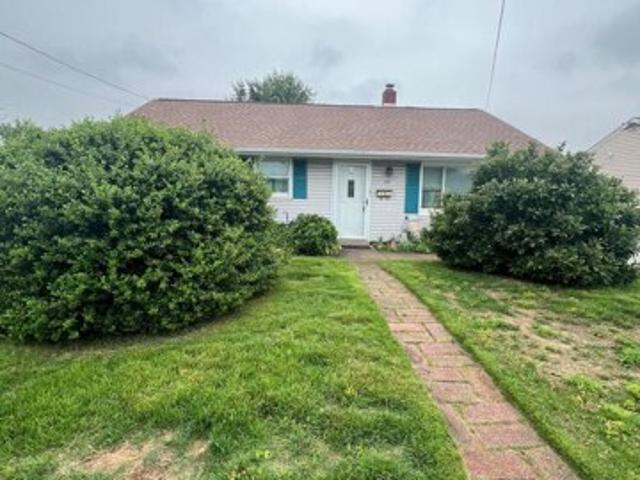 House for sale in Bellmawr