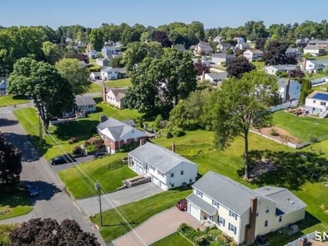 House for sale in Wethersfield, Connecticut