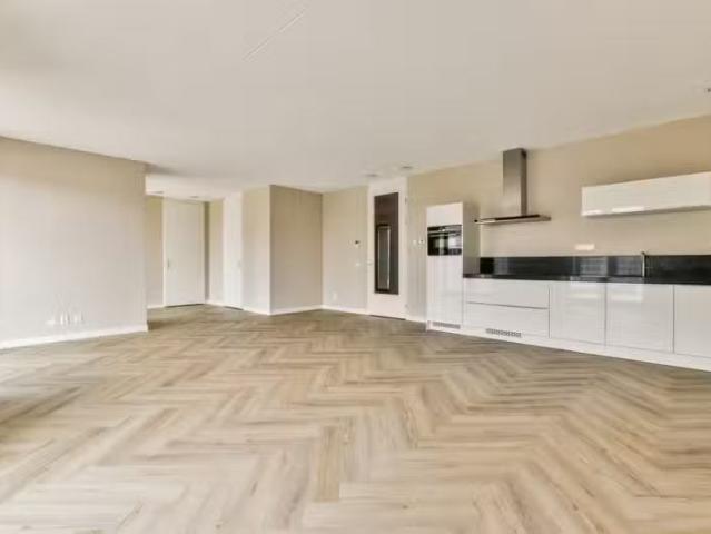 Landhuis te koop in Hoofddorp, Beukenhorst-West