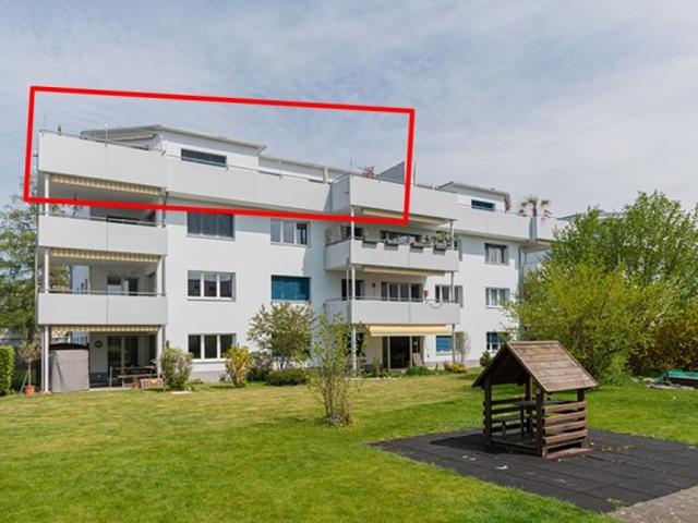 Attikawohnung mieten in Pfäffikon (SZ), Zürich