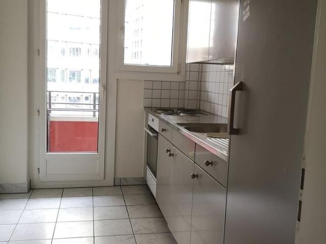 Apartment mieten in Einigen, Zürich
