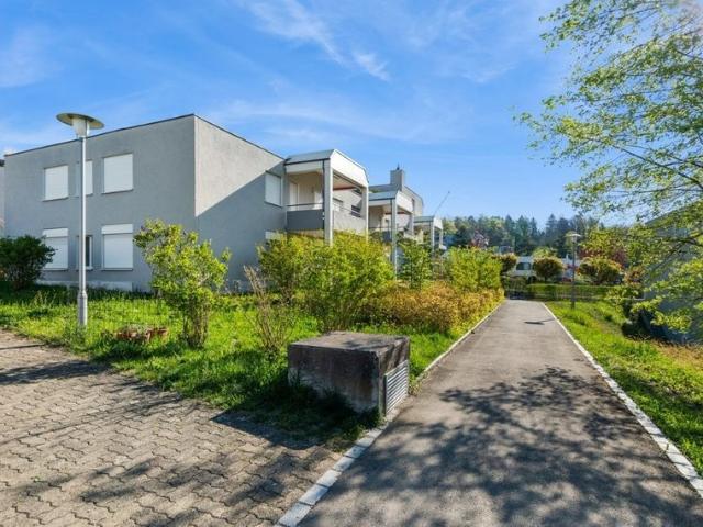 Apartment mieten in Einigen, Zürich