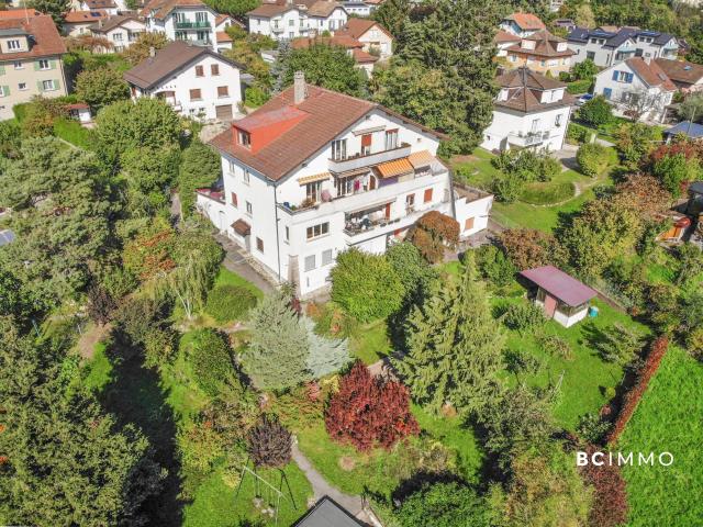 Mehrfamilienhaus kaufen in Crissier, Waadt