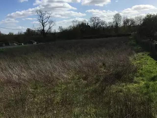 Terrain vente à France métropolitaine, Migron