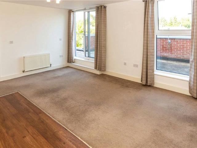 Apartment for rent in St Albans, Five Acres